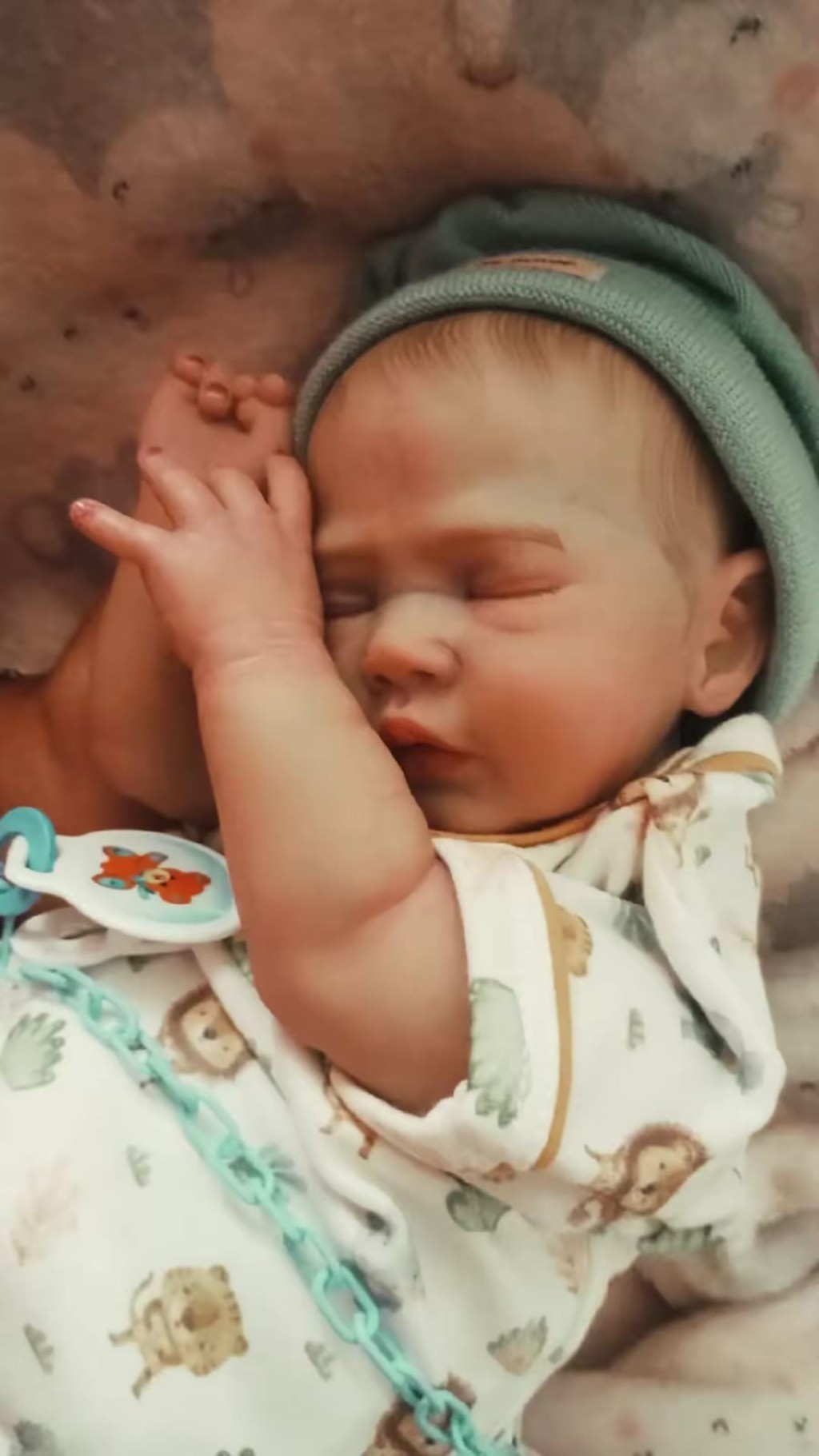 Bebê Reborn 40cm Vale a Pena? Veja Vantagens e Diferenças